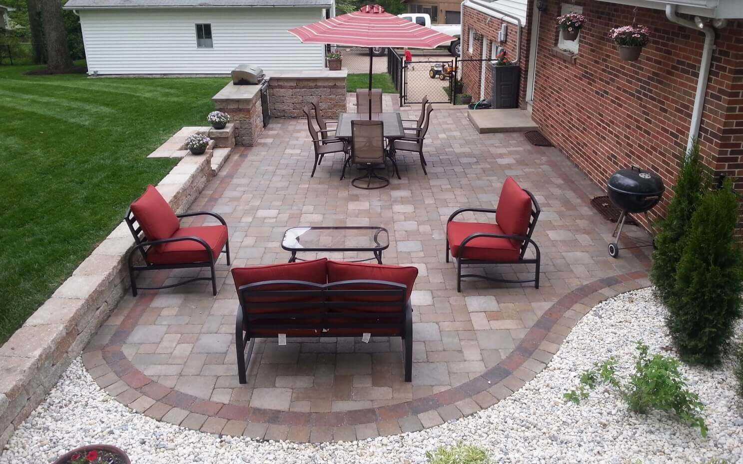 Outdoor patio with stone pavers